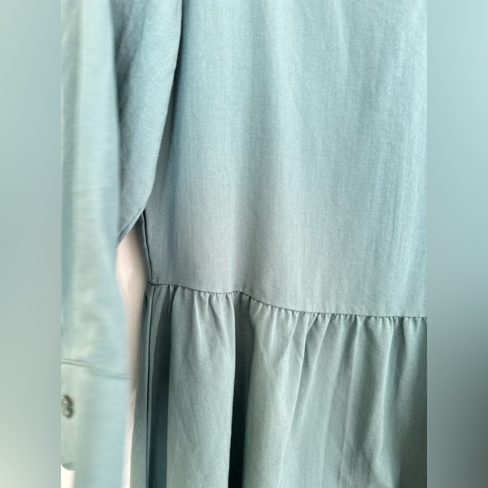 Teal A-Line Pleated Dress with Bishop Sleeves - Picture 4 of 7